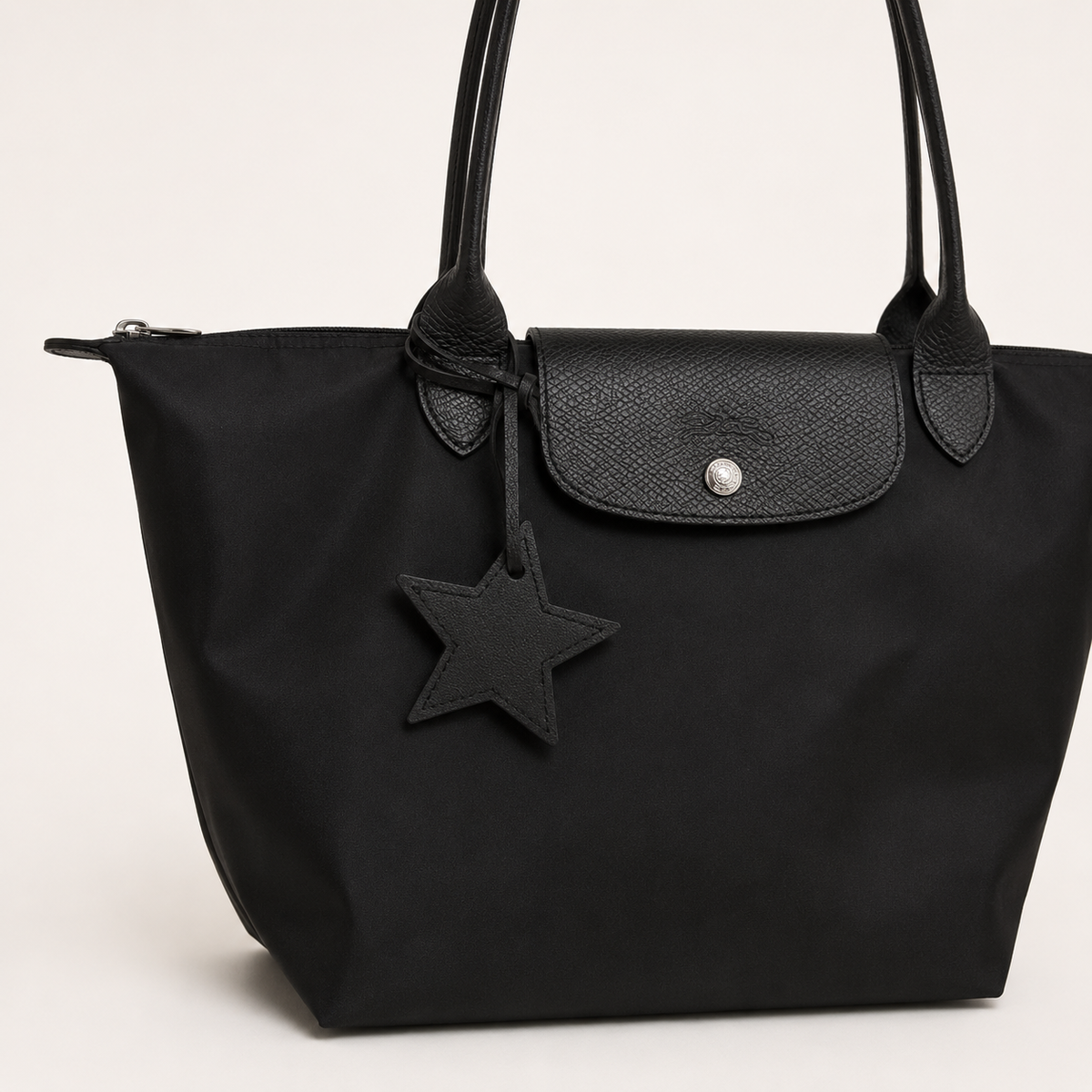 Star Charm - Black