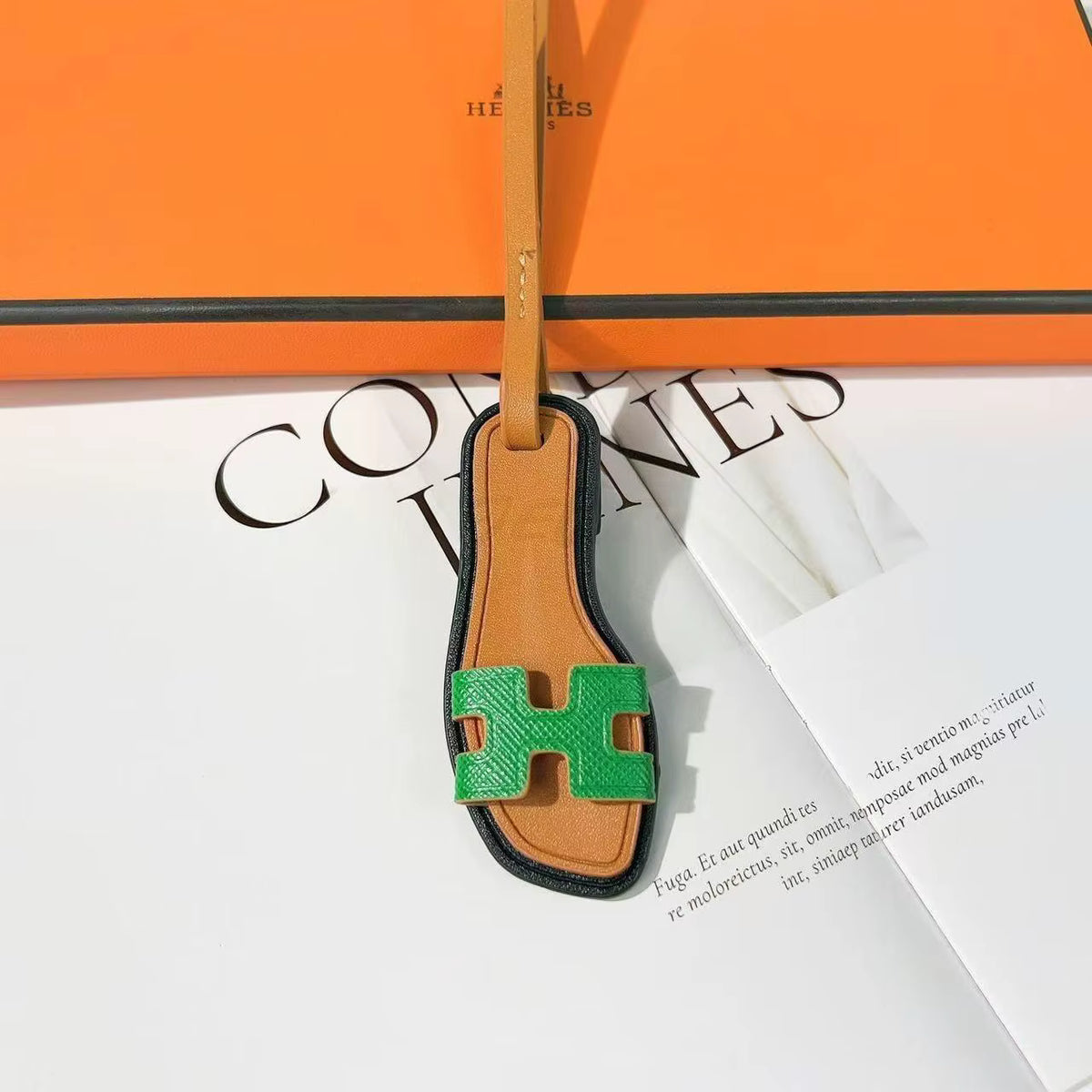 Oran Charm - Green